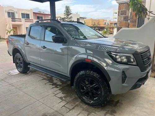 Nissan Frontier 4.0 Pro-4x V6 4x4 At