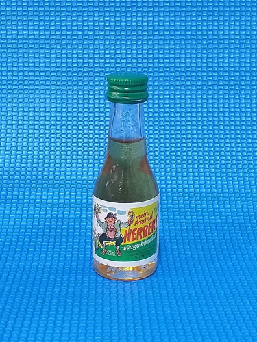 Botellita Miniatura De Licor Herbert De Alemania 