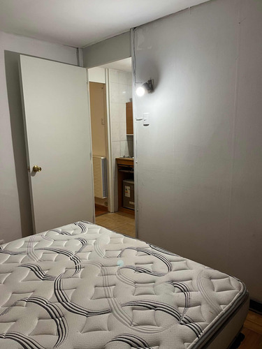 Arriendo Departamento Amoblado 1d/1b A Pasos De Vitacura