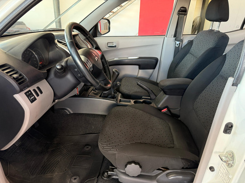 Mitsubishi L200 2.5 Cd 4wd High-power Di-d 178cv Mt