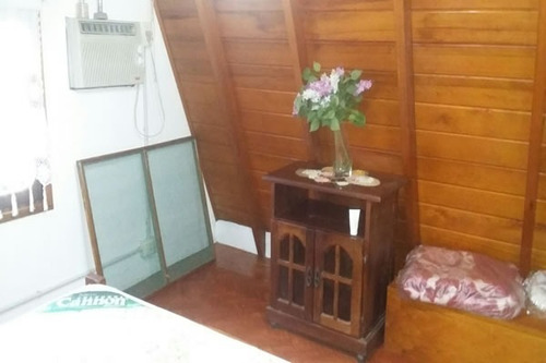 Imagen 14 de 24 de Casa Alpina Ubicada En Barrio Norte Gas Natural Y Alarma