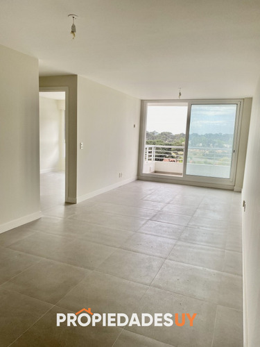 Apartamento De 1 Dormitorio Piso Alto