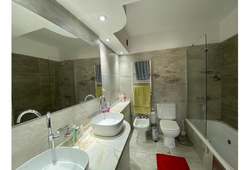 Duplex 3 Dorm., 1 Cochera!