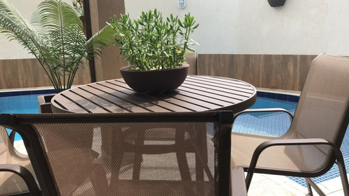 Imagem 3 de 8 de Móveis Piscina Jogo Mesa Cadeiras Aluminio Espreguiçadeiras