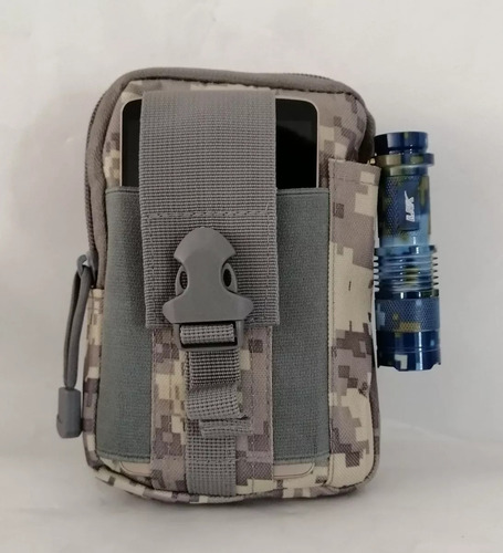 Imagen 1 de 3 de Kit Bolso Tactico + Mini Lampara Tactica