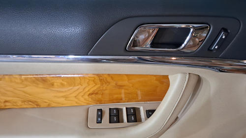 Lincoln MKS 3.7 V6 AT