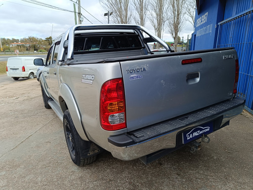 Toyota Hilux 3.0 doble cabina 4x2 srv diesel