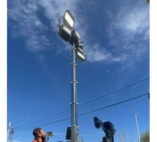Torre De Iluminacion Trime Diesel 320w 4 Reflectores 1f #19