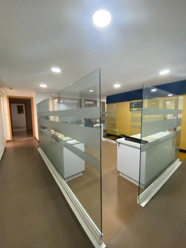 Casa Comercial En Venta En La Castellana