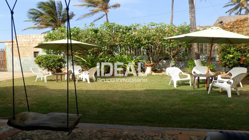 Ideal Vende Hermosa Posada Operativa Ubicada En Playa Norte Chichiriviche Excelente Oportunidad.