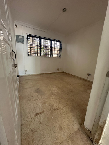 Local Comercial En Venta En La Zona Universitaria, Distrito Nacional