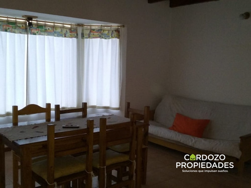 Casa + 4 Deptos + Monoambiente Sobre 1 Hectárea. Lago Puelo, Chubut.