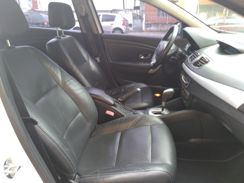 Renault Fluence 2013 2.0 Dynamique Hi-flex 4p