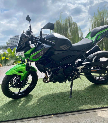 Imagen 2 de 8 de Kawasaki Z400 No Mt03