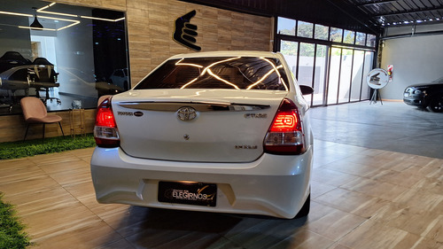 Toyota Etios 1.5 Xls At