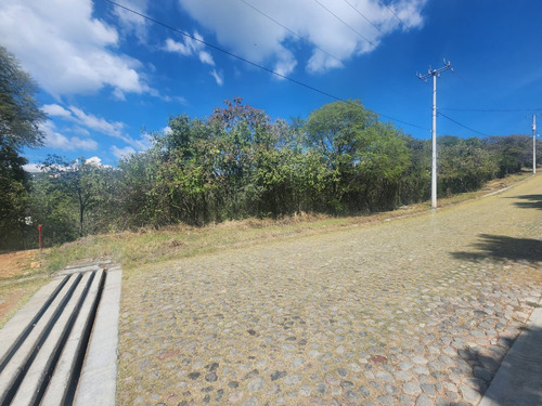 Venta Lote Mirador Iii De Vistas Muy Bonitas, Cerca De La Entrada Y Enormes Dimensiones. Se Incluye Proyecto Arquitectónico En Fracc Rancho San Diego Ixtapan De La Sal Edomex