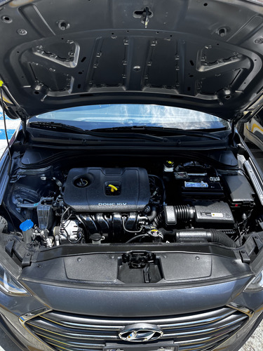 Hyundai Elantra 2.0 Gls Mt
