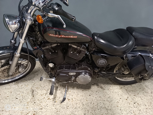 Harley Davidson Sportster 883c.c. Año 2007
