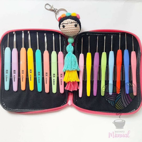 Set 16 Ganchos Ergonómicos Para Crochet / Con Organizador (Usado)
