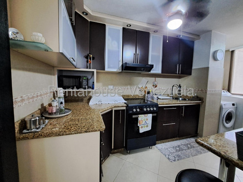 Apartamento En Venta En Base Aragua Maracay, Fvina 25-22118