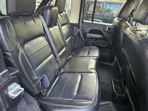 Jeep Wrangler 3.6 Unlimited Sahara 4x4 At