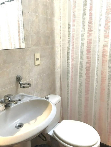 Imagen 14 de 15 de Venta Casa 5 Dormitorios Parrillero Centro