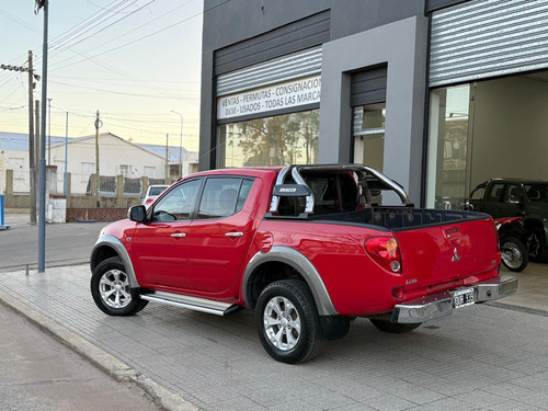 Mitsubishi L200 2.5 Cd 4wd High-power Di-d At5 Cuero