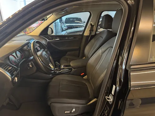 BMW X3 2.0 sDrive20iA At