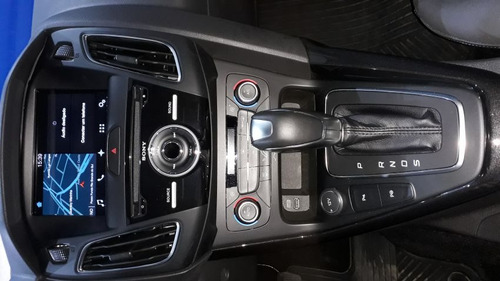 Ford Focus Titanium Plus 2018 Prata Flex