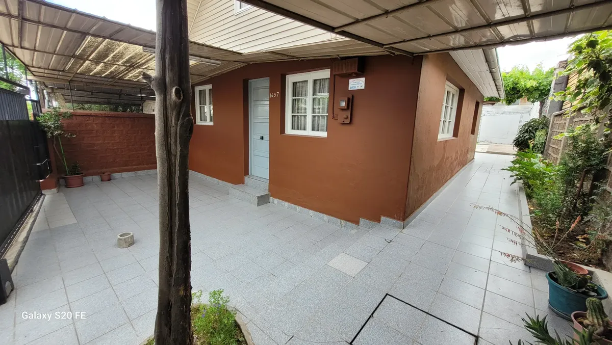 Imagen 3 de 25 de Casa Remodelada Gran Patio Interior Cercana A Estación Metro