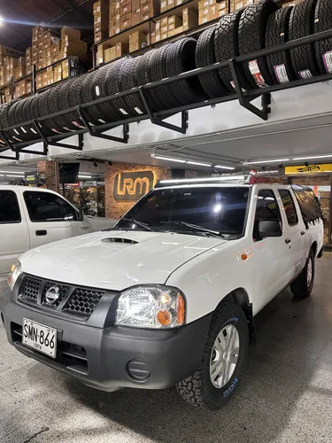 Nissan Frontier 2.5 Std D22 4x2