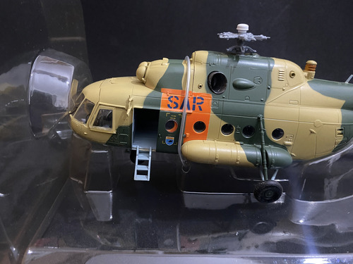 1:72 Easy Model Helicóptero Mi-8 Hip-c Germany Army Rescue G