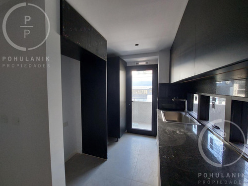 Venta 4 Ambientes Con Patio, Balcón Con Parrilla, Dependencia Y Cochera, Belgrano.