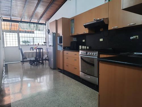 Imagen 5 de 11 de Casa En Venta En Urb. Villas Enza, San Juan De Los Morros. 23-11244