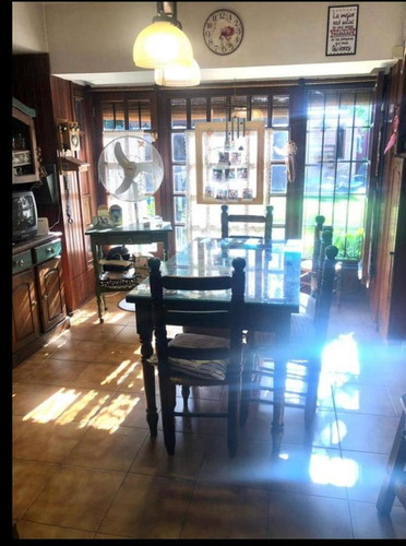 Imagen 3 de 16 de Casa - Castelar Norte