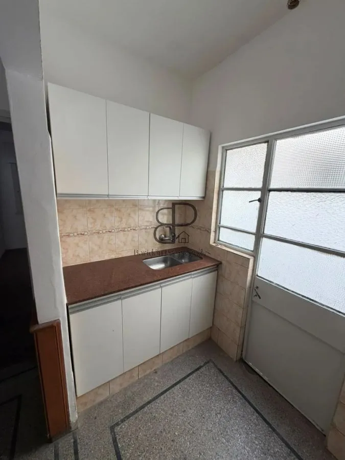 Alquiler Casa 2 Dormitorios La Blanqueada Con Patio Y Cochera · Foto 5