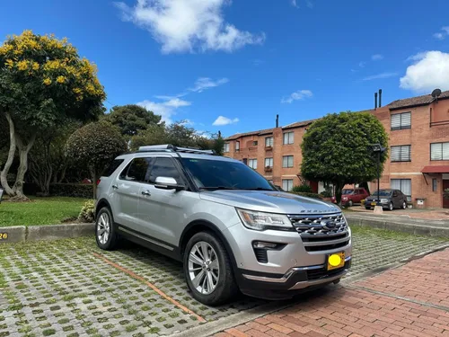 Ford Explorer 2.3 Limited 4x4