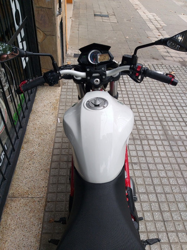 Imagen 5 de 10 de Benelli Tnt 300