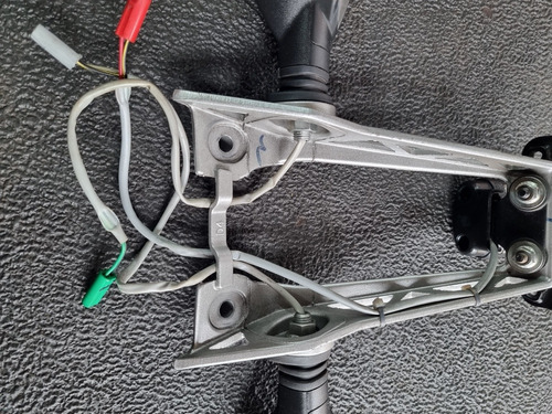 Imagen 4 de 5 de Soporte Patente Bajaj Rouser Ns 200 Completo