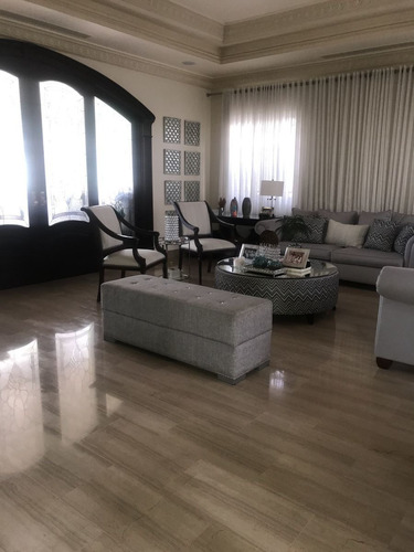 Imagen 16 de 21 de Majestuosa Residencia En La Parte Mas Exclusiva De Arroyo Ho