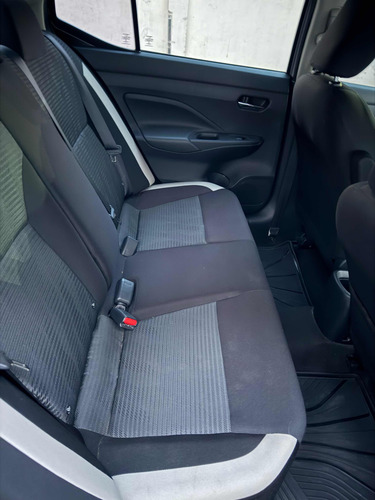 Nissan Sentra 2.0 Advance Cvt