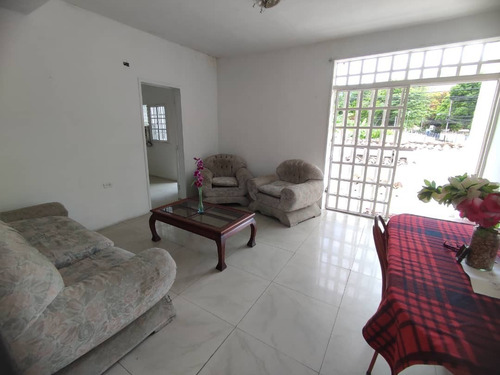 Imagen 20 de 29 de Se Vende Hermosa Quinta Excelente Ubicacion De Barrio Sucre Zona Norte Aragua Maracay 04243785803