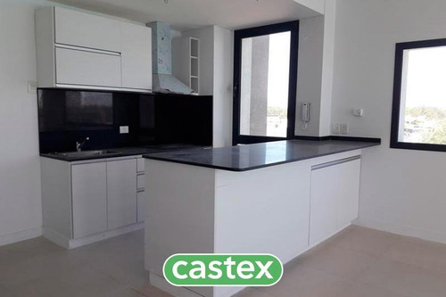 Imagen 10 de 28 de Departamento De 3 Dormitorios En Venta En Terralagos, Canning