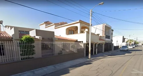 Casas en Venta en Jardines Del Lago, Mexicali | Metros Cúbicos