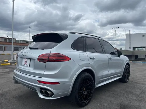 Porsche Cayenne 3.0 S E-hybrid Platinum Edition