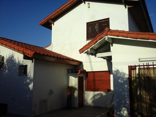 Imagen 3 de 14 de Chalet En Venta En Moron Sur