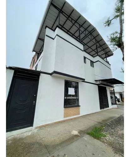 Venta De Casa Bifamiliar De 210mts2 En Jamundí, Jamundí 9527.