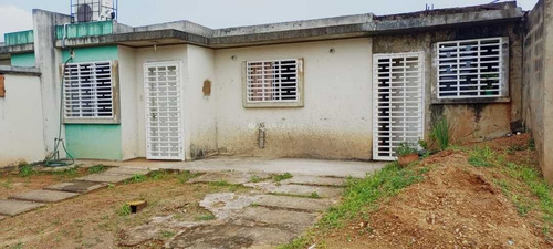 Imagen 2 de 10 de Casa Obra Limpia. Villas Aguasay. Tipuro