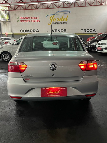 Volkswagen Voyage 1.0 MPI (Flex)