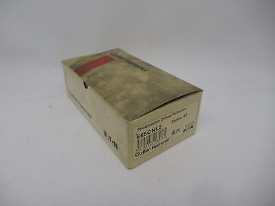 Cutler-hammer E65cnl2 Series A1 Photoelectric Diffuse Re Oaf